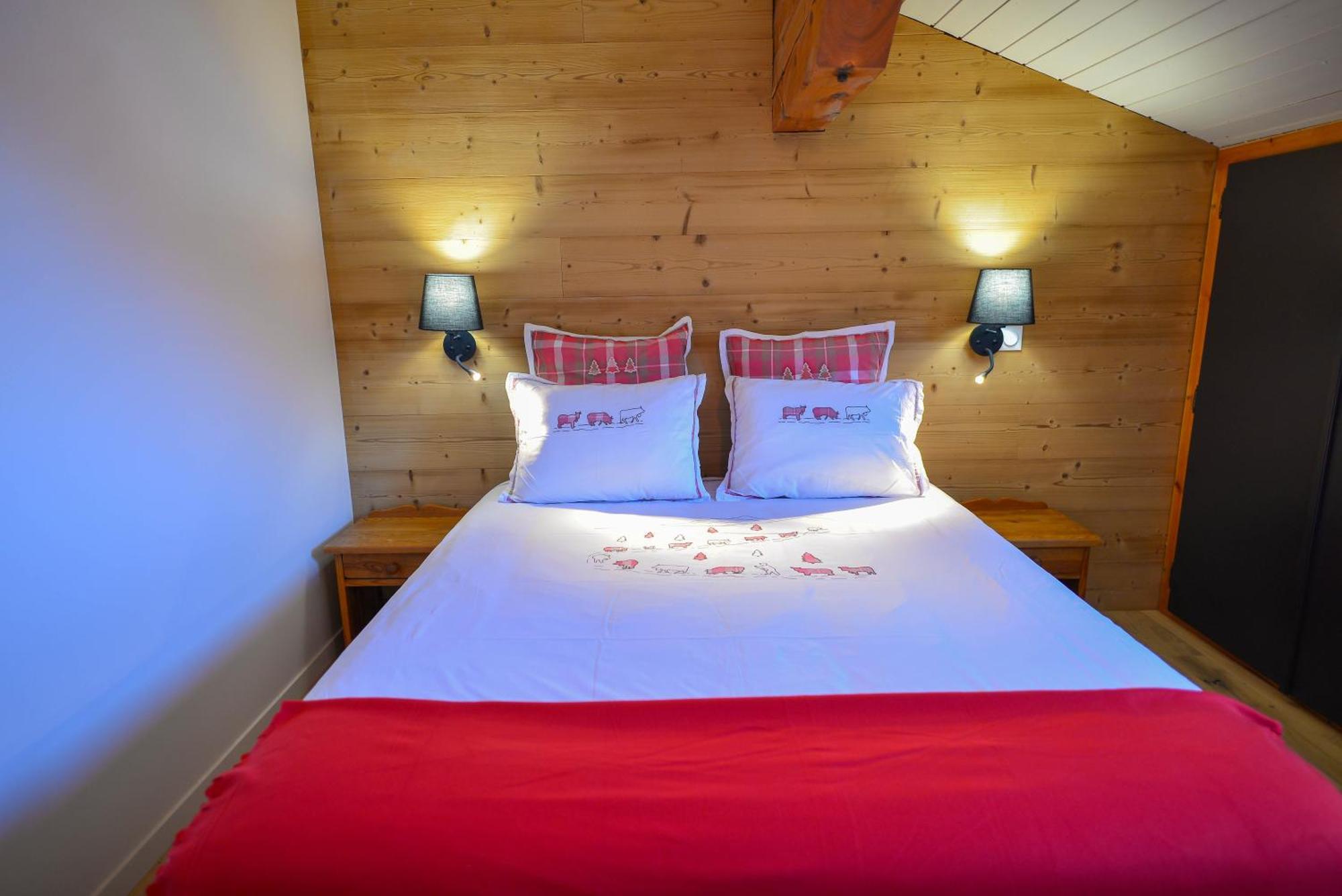 Hotel-Spa Le Morillon Charme & Caractere Exterior foto